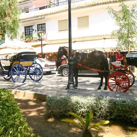 4 Bedroom Mijas Pueblo With Pool & Bbq Villa