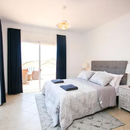 Villa 4 Bedroom Mijas Pueblo With Pool & Bbq