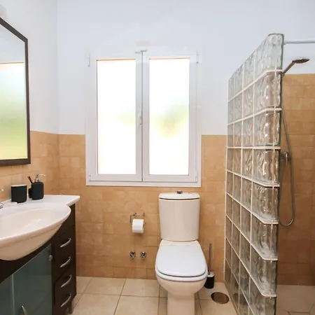 Villa 4 Bedroom Mijas Pueblo With Pool & Bbq