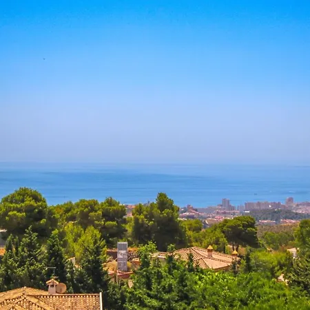 4 Bedroom Mijas Pueblo With Pool & Bbq Villa